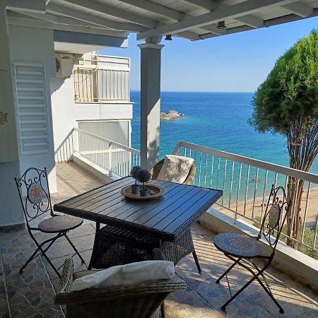 Апартаменты Balcony By The Sea Палеон-Цифликион Экстерьер фото